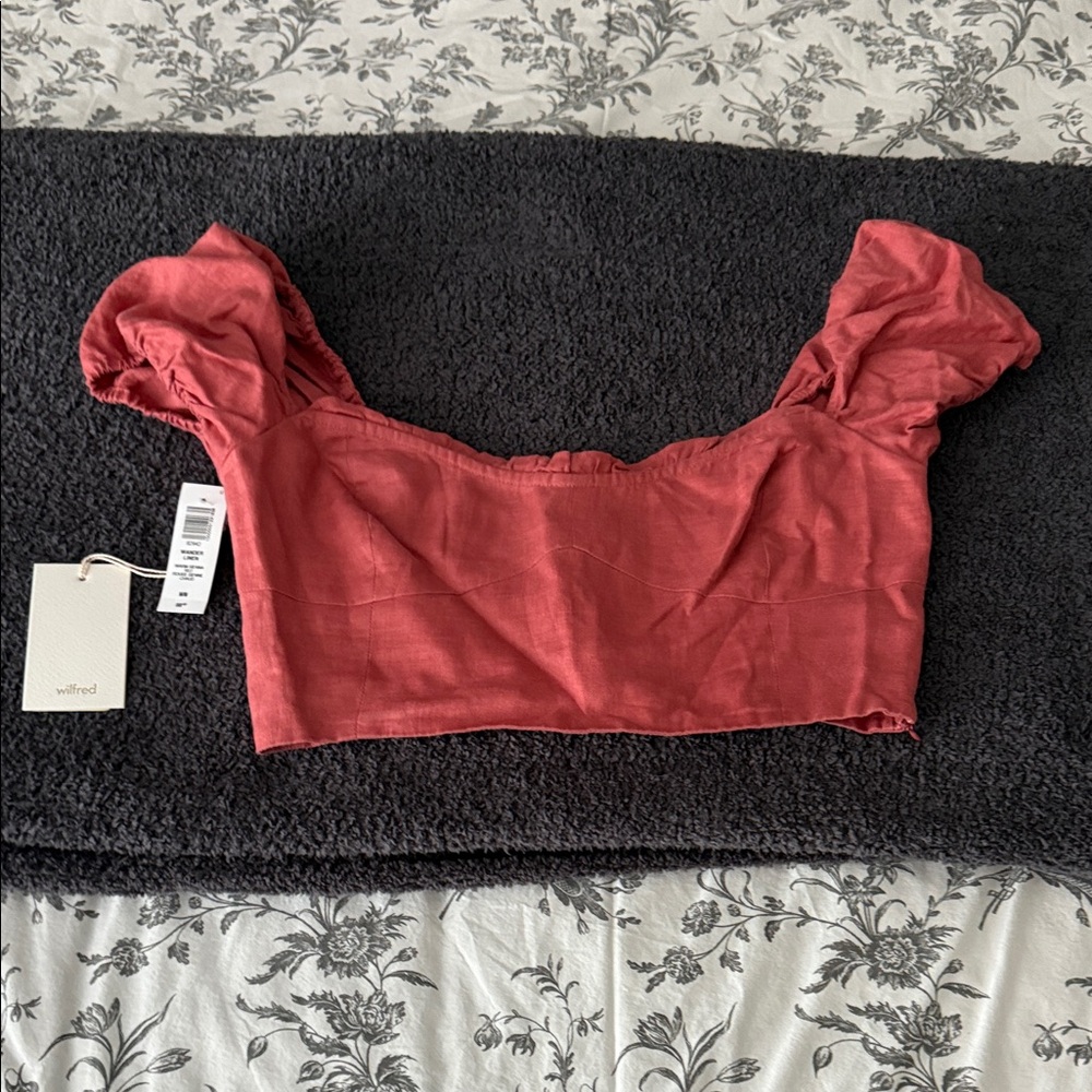 Wilfred Women's orange red crop top with Puff Sleeves